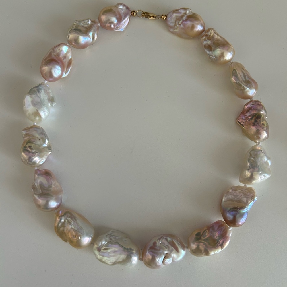 Baroque pearl necklace 14K Yellow gold clasp by Ross-Simon’s